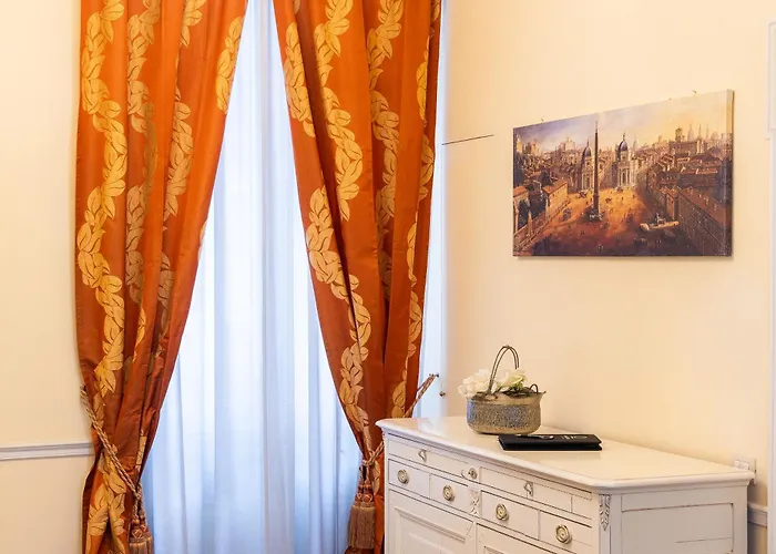 Prestigious Penthouse Piazza Barberini Apartment