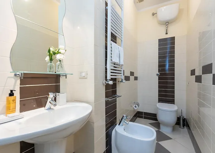 Prestigious Penthouse Piazza Barberini Apartment