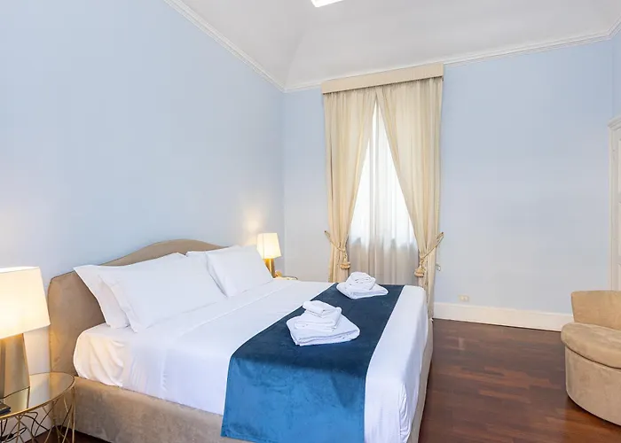 Prestigious Penthouse Piazza Barberini