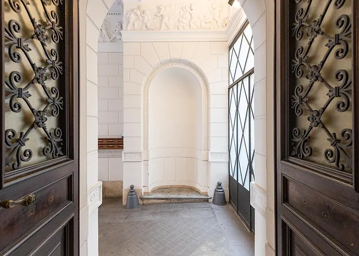 Prestigious Penthouse Piazza Barberini