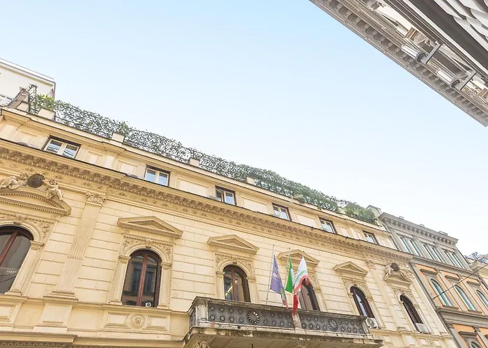 Prestigious Penthouse Piazza Barberini Rom