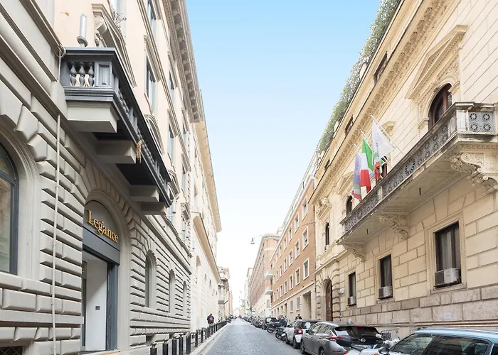 Apartment Prestigious Penthouse Piazza Barberini Rom
